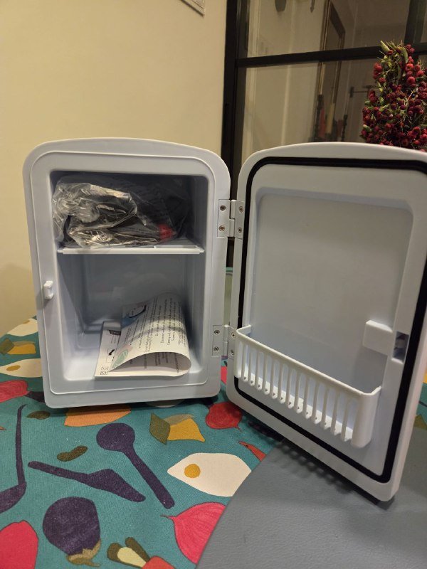 Мини холодильник Freeza 4 литра 3