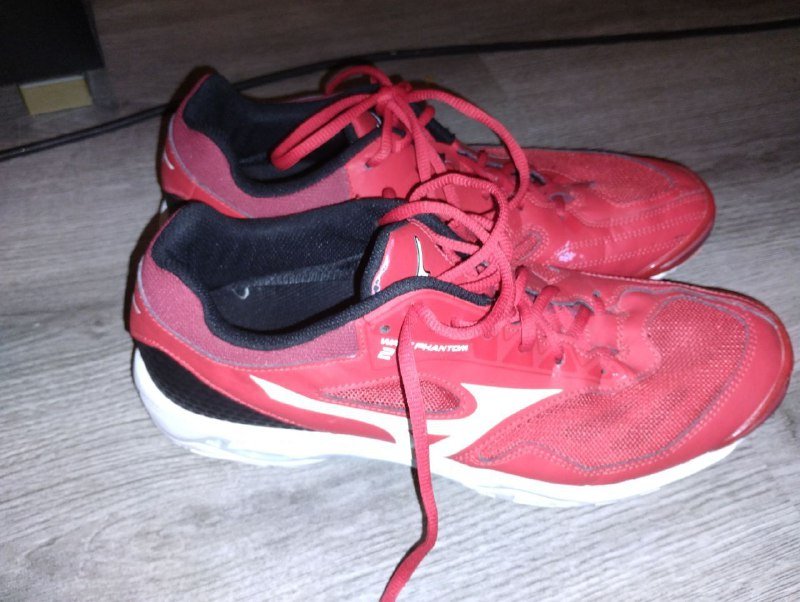 Volleyball shoes