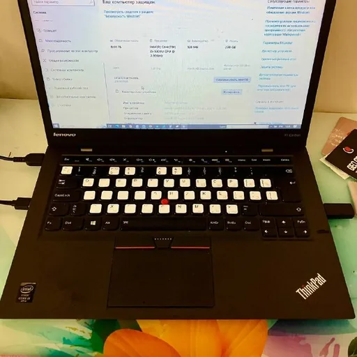 Lenovo ThinkPad X1 Carbon