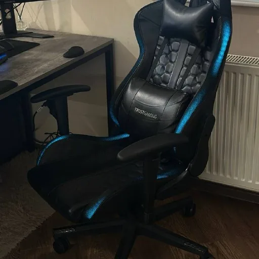 Игровое кресло GXT