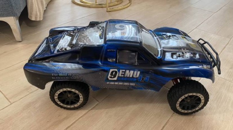 Гоночный внедорожник 9EMU Racing Remo Hobby 1:8 2