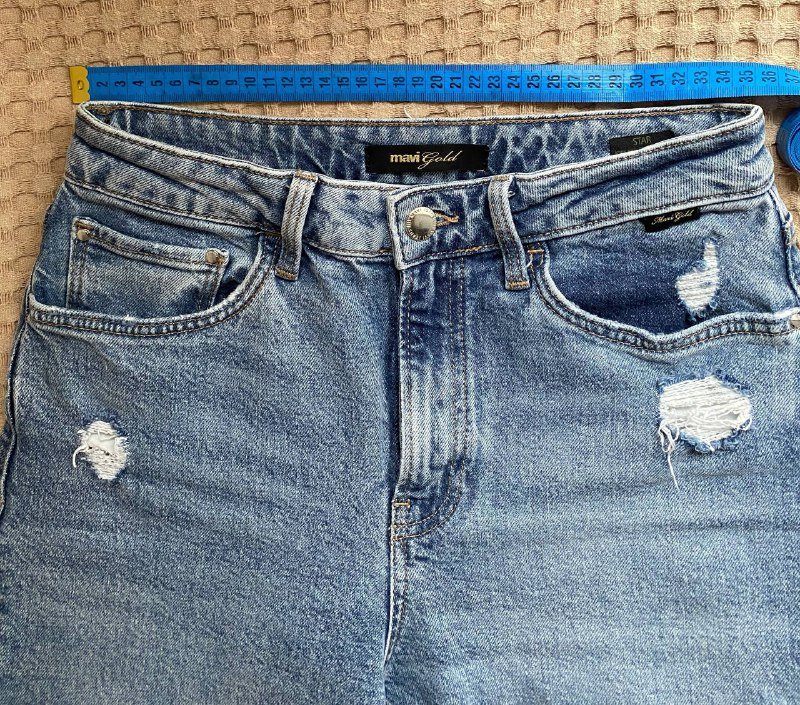 Джинсы, юбка, платье, рубашка, помада 3