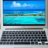 MacBook 7