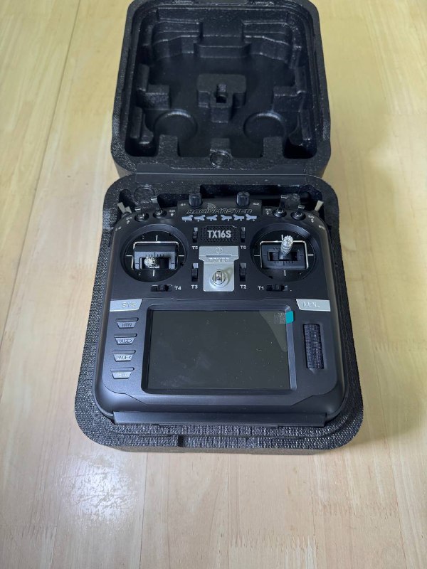 Radiomaster TX16S MKII 4IN1 радио пульт комплект 3