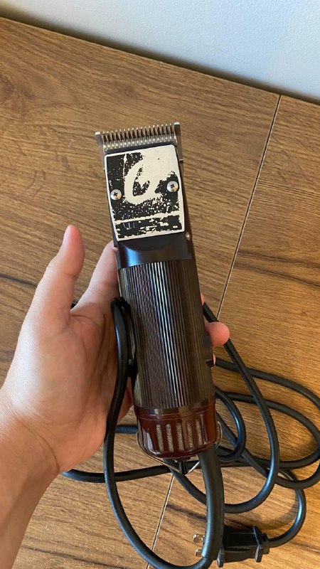 Машинка для стрижки Oster Classic 76 с комплектом