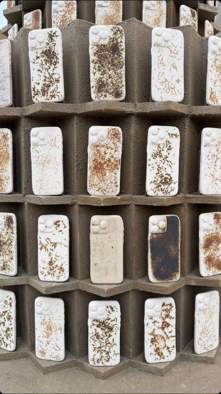 iPhone 13, iPhone 15+, iPhone 16pro, MacBook Air, MacBook Pro, iPad, Apple Watch, AirPods, PlayStation 5, Ledger Flex