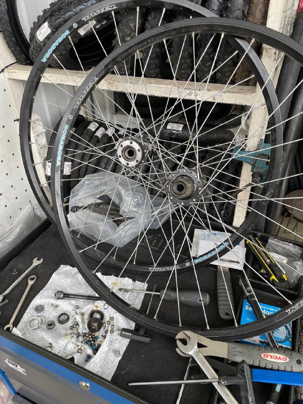 Легкий MTB велосипед Kona Borabora колеса 26" рама 18" 4