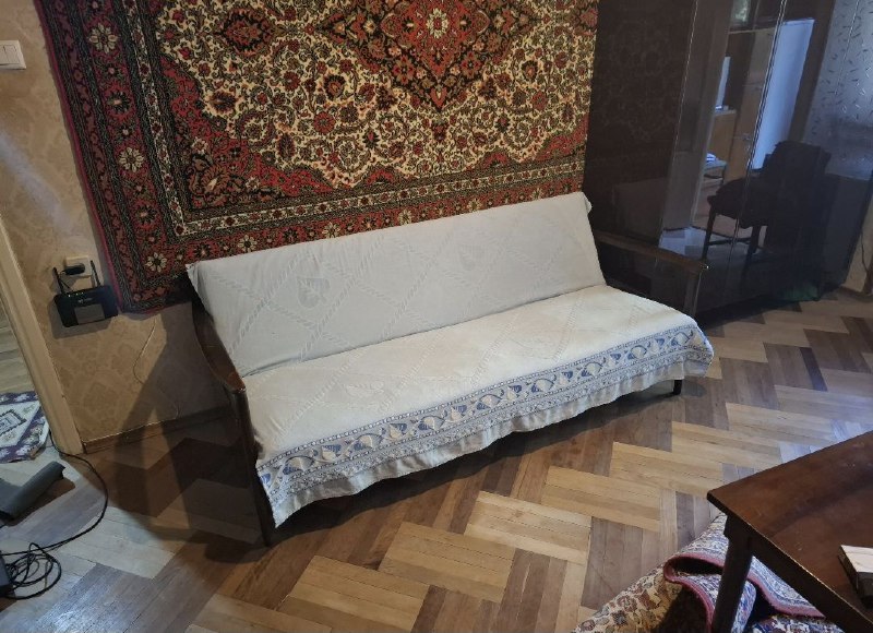 диван, сервант, шкаф гардероб, стол раскладной со стульями, комод, кровати с матрасом 5
