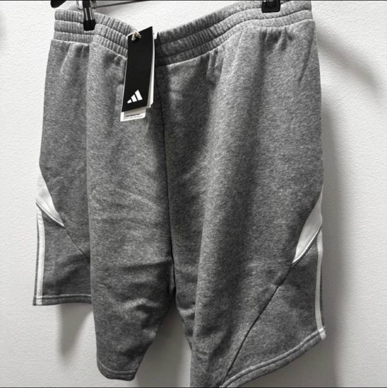 Шорты Adidas размеры XL и 2XL 3