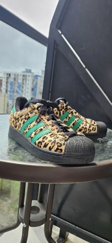 Кроссовки Adidas, две пары 3