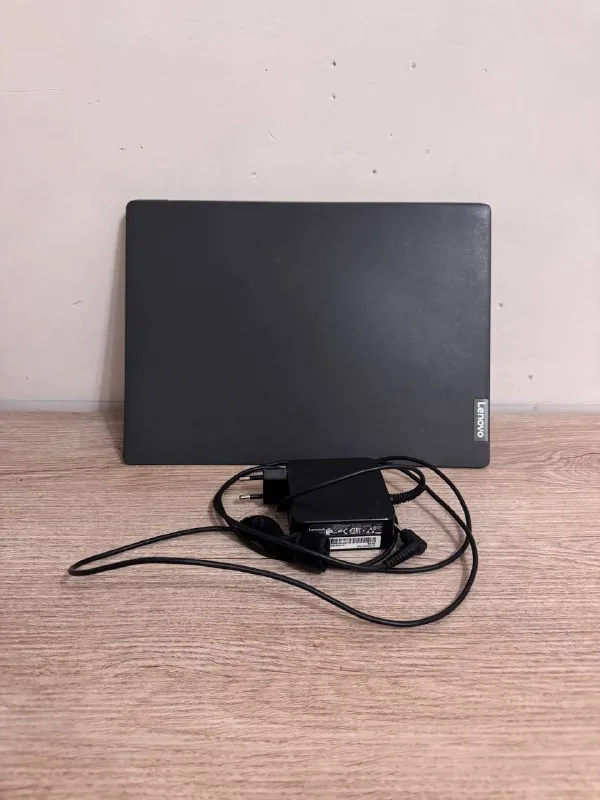 Lenovo V14-ADA ноутбук 1