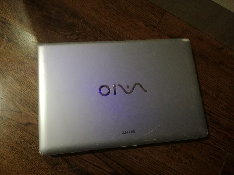 Ноутбук Sony VAIO, геймпад Sony 4