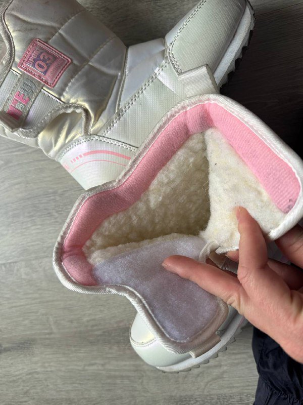 Шапочки, комбинезоны, сапоги для детей 3