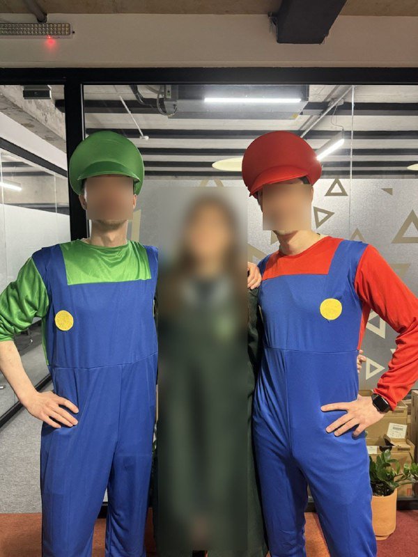 Костюм брата Марио, брата Луиджи, Чипа, Дейла, Гаечки, маски Гая Фокса, новогодние украшения