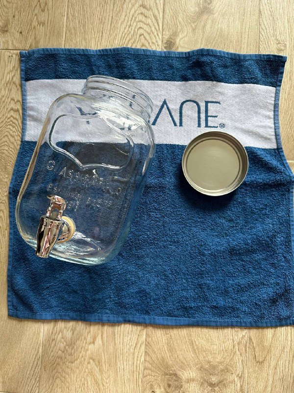 Этажерка для тортов, графин с краном, боулы и ёмкость для выпекания 2