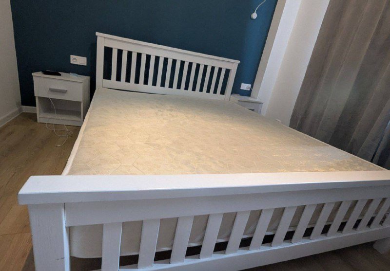 Кровать с матрасом 200x160 2