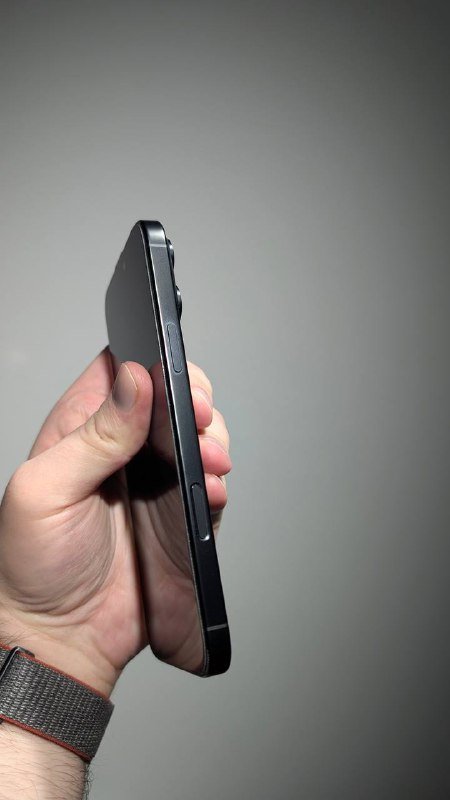 iPhone 16 Pro Max 256GB, чехлы и защитные стекла 3