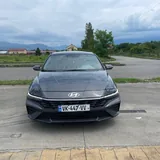 Hyundai Elantra 2025 1