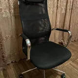 Офисный компьютерный стул 2