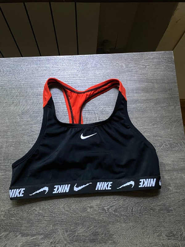 детский спортивный топ nike размер М