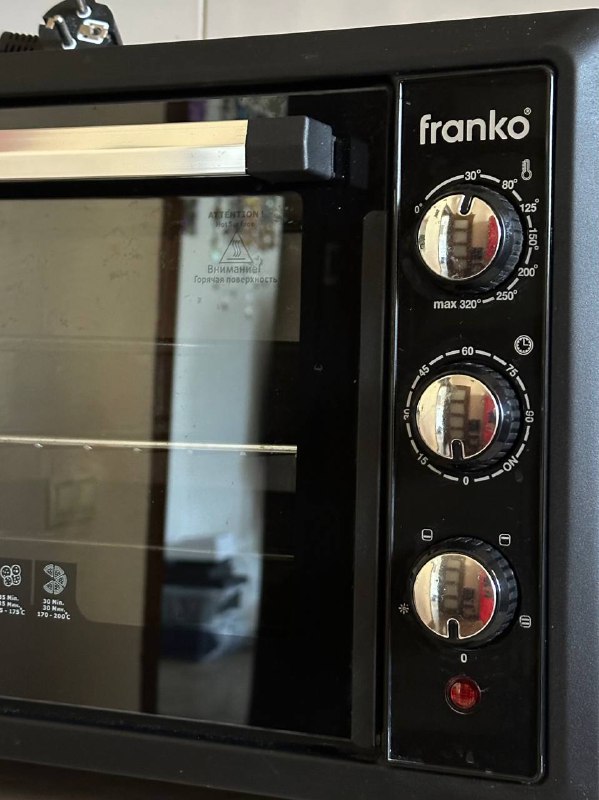 Духовка Franko FEO-1107, 40 L, 1300W 2