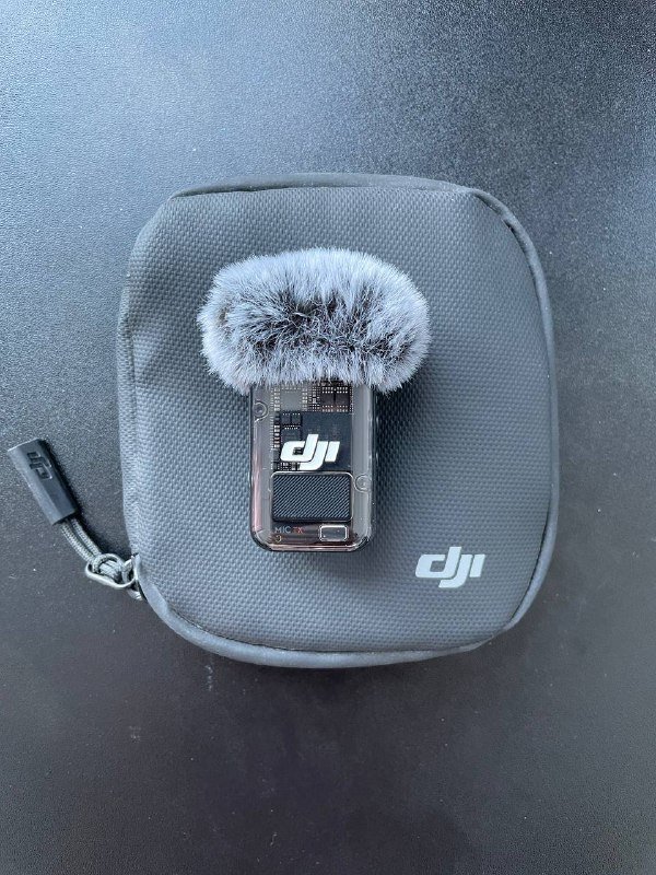 Петличка DJI Mic 2 Transmitter с чехлом и аксессуарами