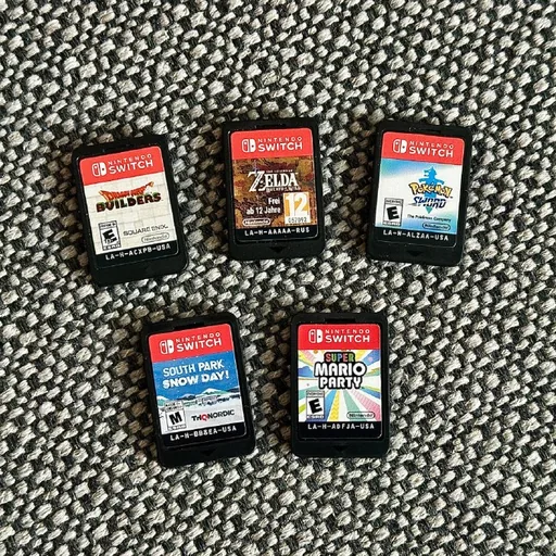Картриджи Nintendo Switch: Dragon Quest, Zelda, Pokemon, South Park, Super Mario
