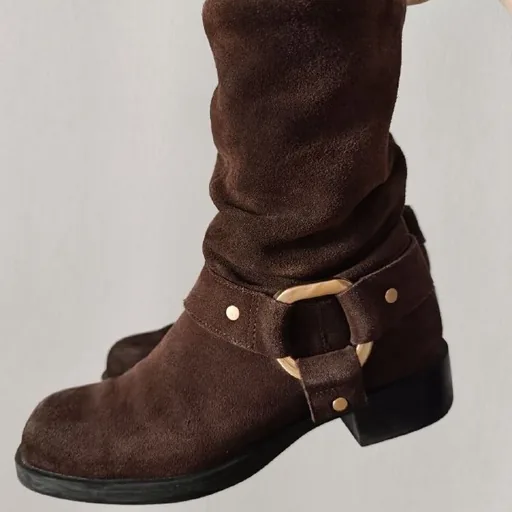 Осенние сапоги Stradivarius
