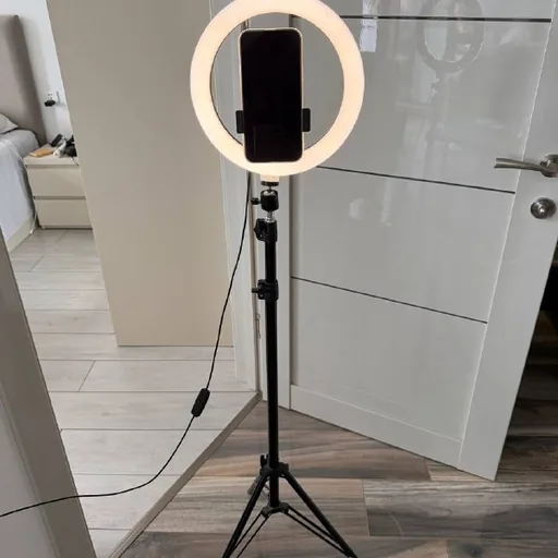 LED кольцевая лампа со штативом и держателем