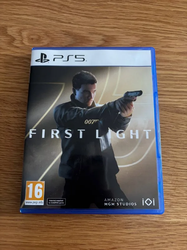 007 First Light, диск PS5