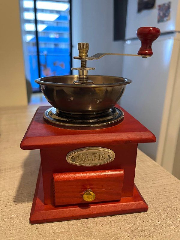 MacBook Air M1, стабилизатор ronin sc-2, объектив Canon 50mm, аккумуляторы Canon, вентиляторы, наушники, массажер, кофемолки 3