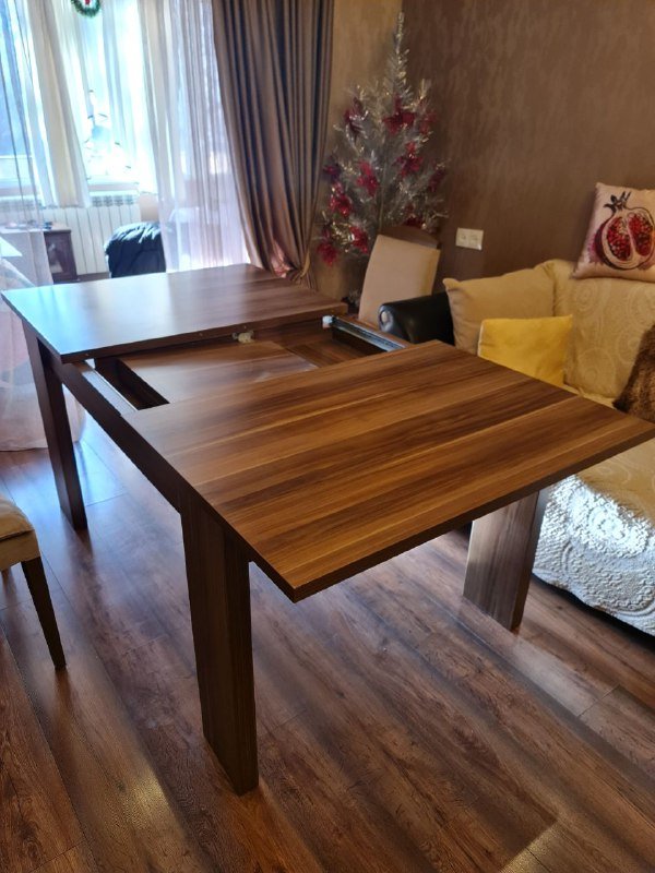 Большой стол из сдвоенного ДСП 2