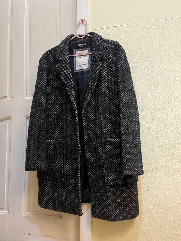 Пальто, футболка, кофты, блузка, юбка, лонгсливы, укороченная кофта