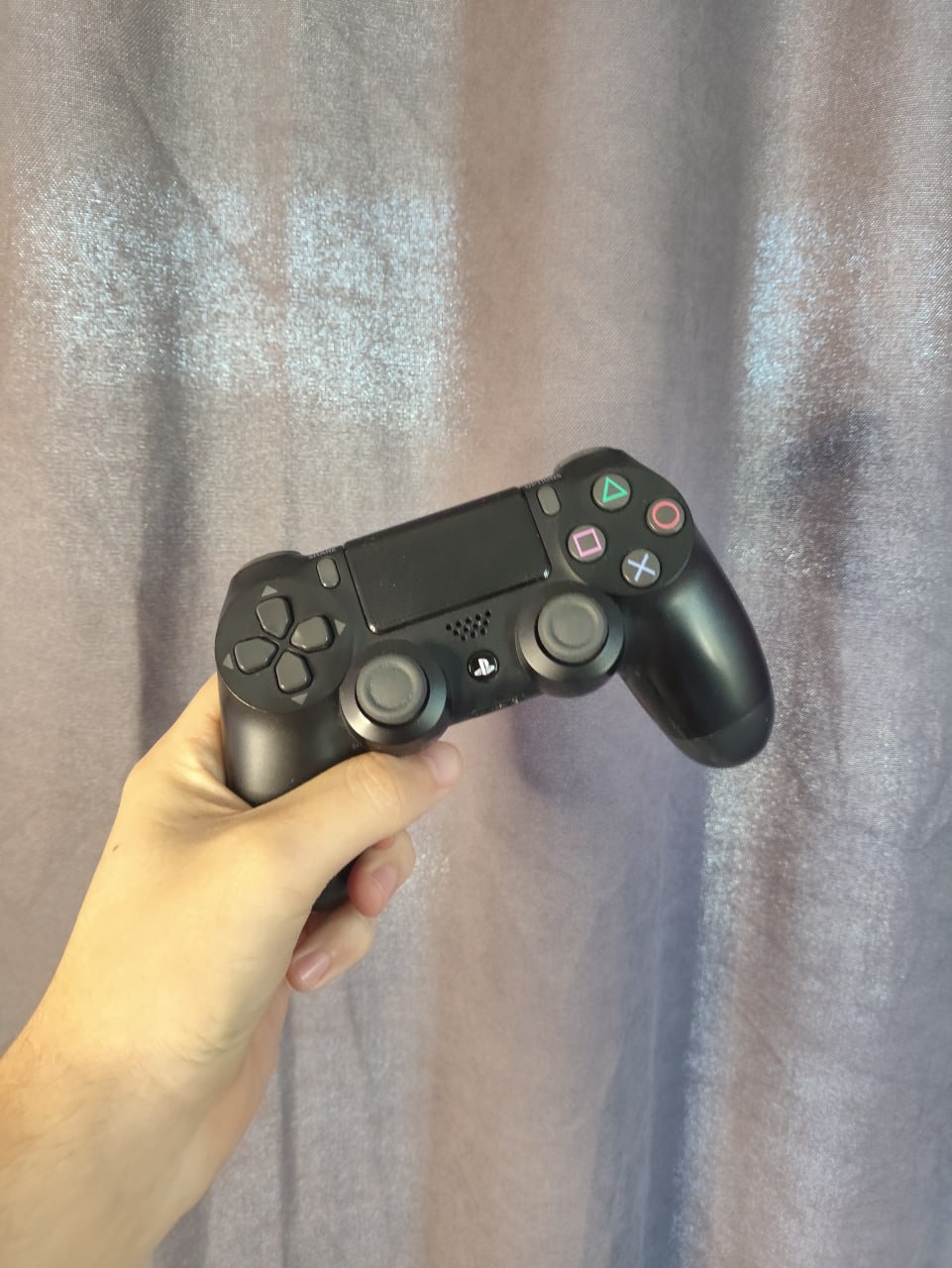 PlayStation 4 Slim 1TB, 2 игры