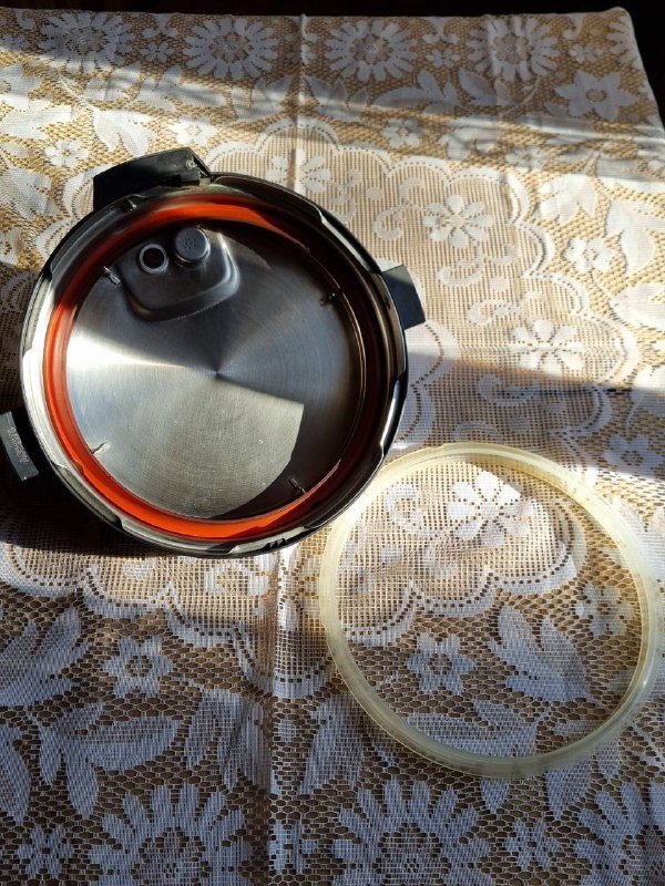 Мультиварка-скороварка Instant Pot DUO Plus 5.7L 5