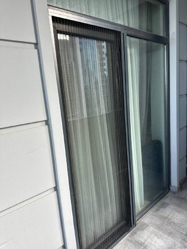 Маскетная сетка на окно и балконную дверь 3