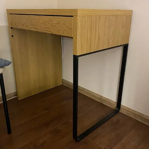 Стол IKEA MICKE
