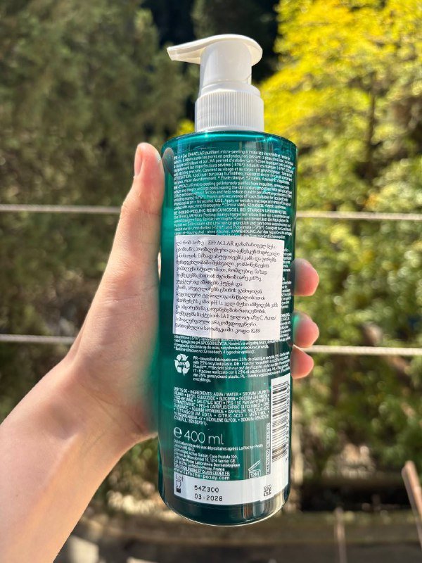 Умывалка La Roche Posay Effaclar 400ml 2