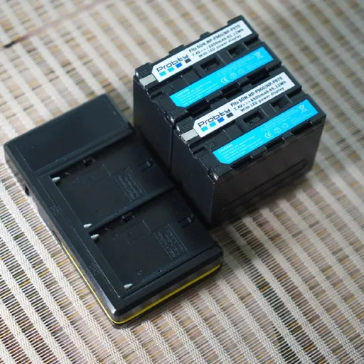 Аккумуляторы NP-F960, зарядка