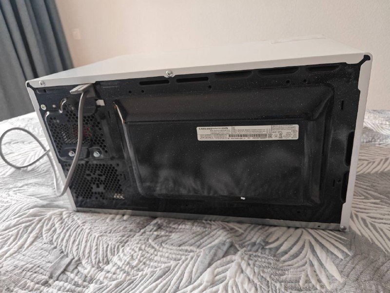 Микроволновка Samsung ME81KRW-1/BW 3