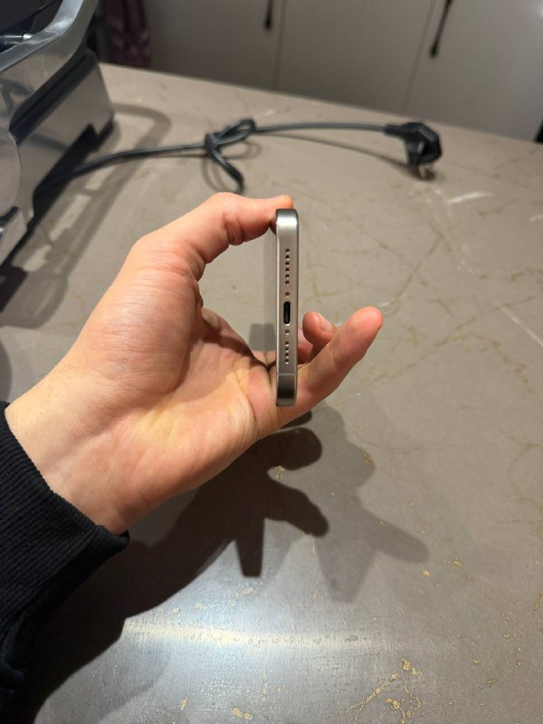 iPhone 15 Pro Max 256 GB 9