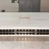Aruba Instant On 1930 48-портовый коммутатор 3