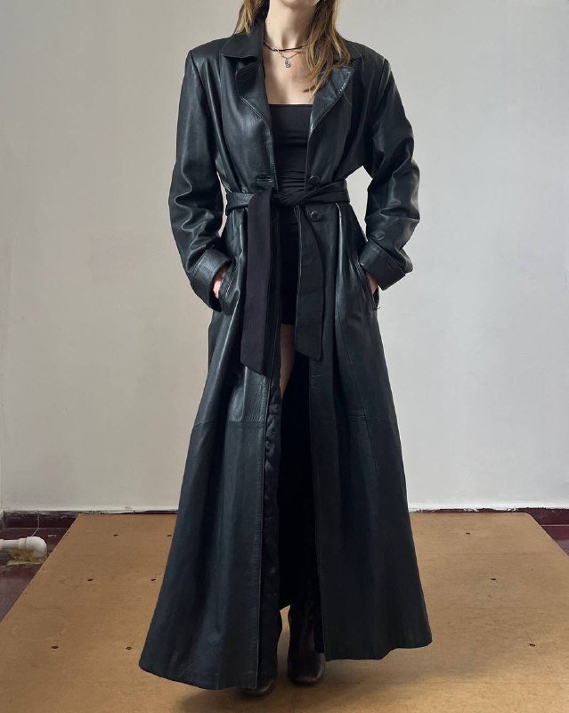 Винтажный кожаный плащ с поясом 2