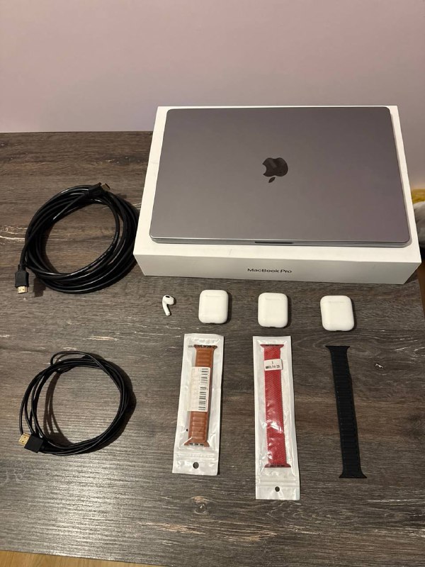 MacBook Pro 16, Airpods 2, ремешки для часов, HDMI кабели, Телевизор LCD