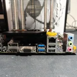 ITX плата с процессором и кулером 2