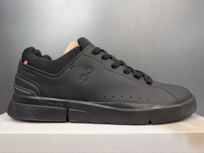 Мужские кроссовки черные размер 45