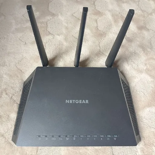 NETGEAR AC1900 dual-band Wi-Fi 5 router