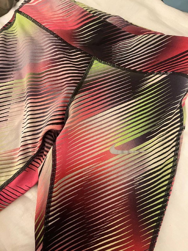 Леггинсы NIKE размер S