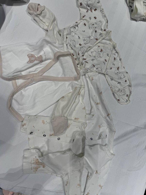 4 кофточки для новорожденных