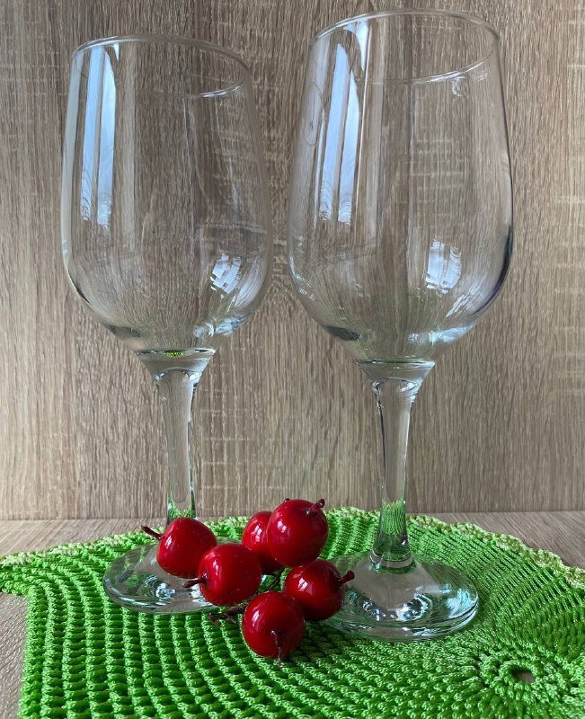 Бокалы для вина, пивные кружки, набор для специй, сушилка для посуды